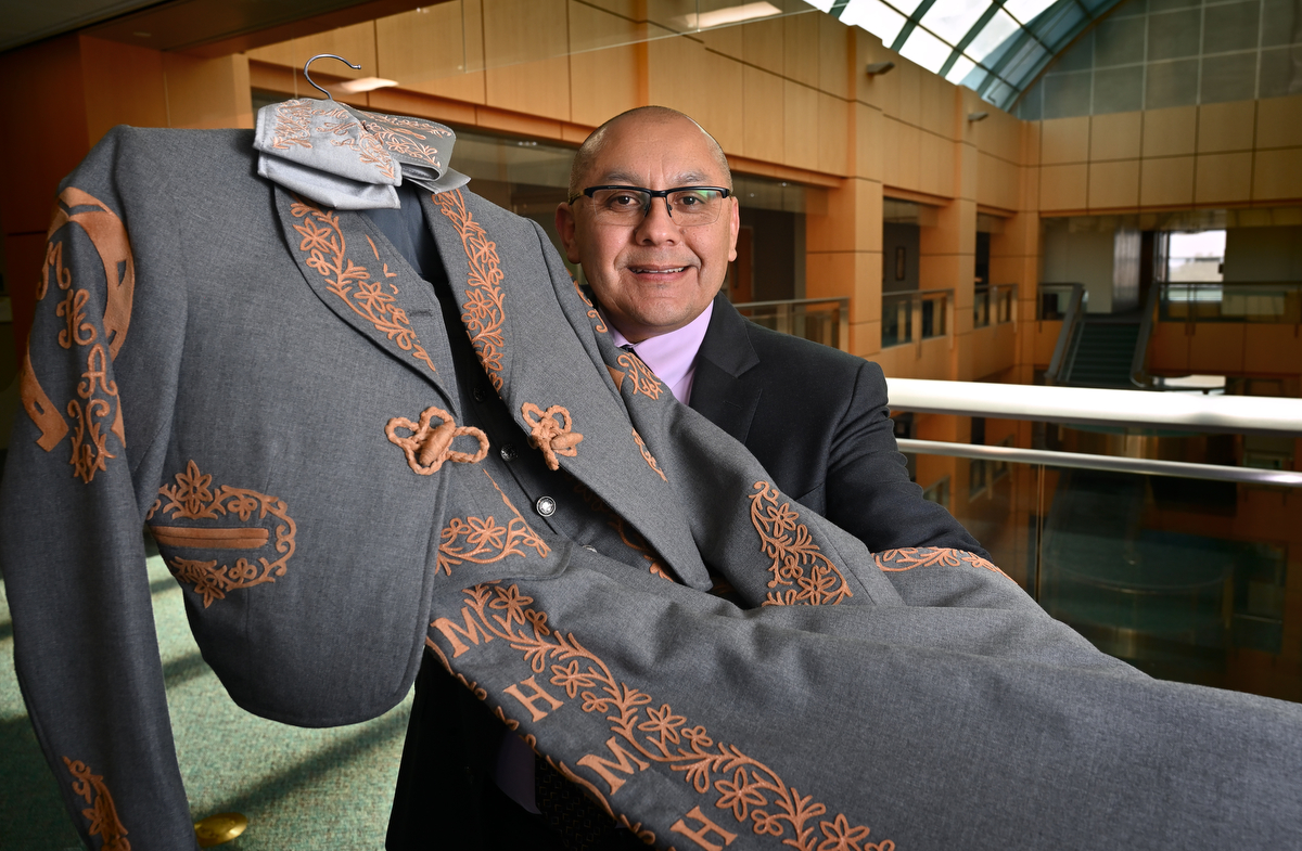Santa Ana homicide detective runs youth mariachi nonprofit, providing  life-enriching outlet for kids - Behind the Badge