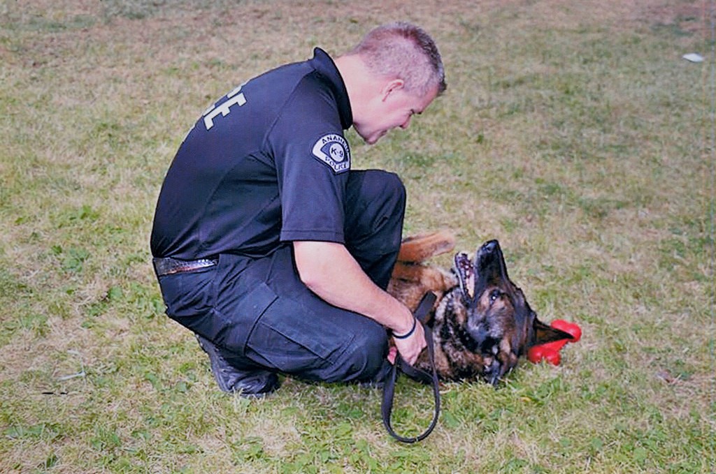 Anaheim PD’s RJ Young with his dog Bruno.