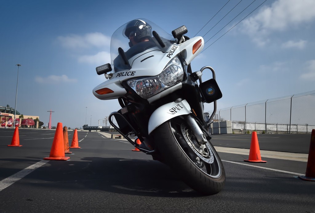 Anaheim PD Sgt. Rick Boyer runs through PP #3, often referred to as “The Eliminator” course, during Anaheim PD’s motor school. Photo by Steven Georges/Behind the Badge OC