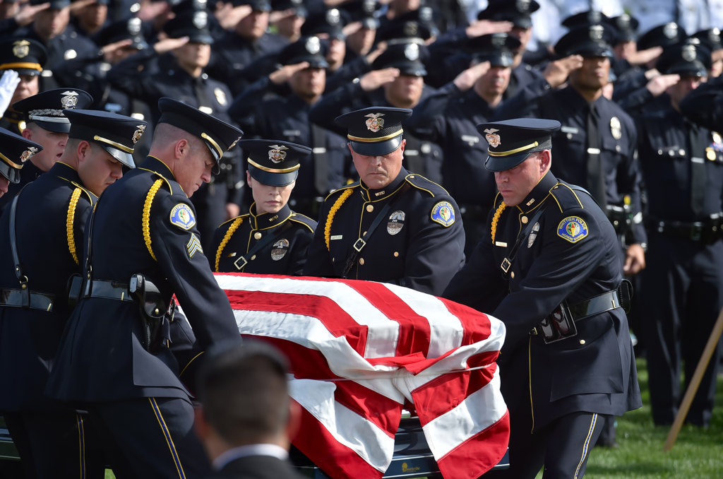 Whittier PD pallbearers cary the casket holding Whittier Officer Keith Boyer at Rose Hills Memorial Park. Photo by Steven Georges/Behind the Badge OC