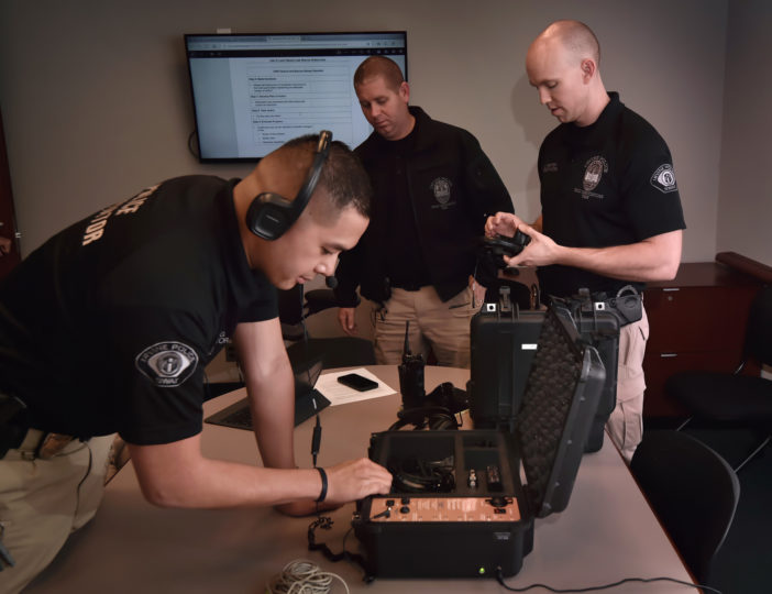 Tustin/Irvine Crisis Negotiation Team practices training during real ...