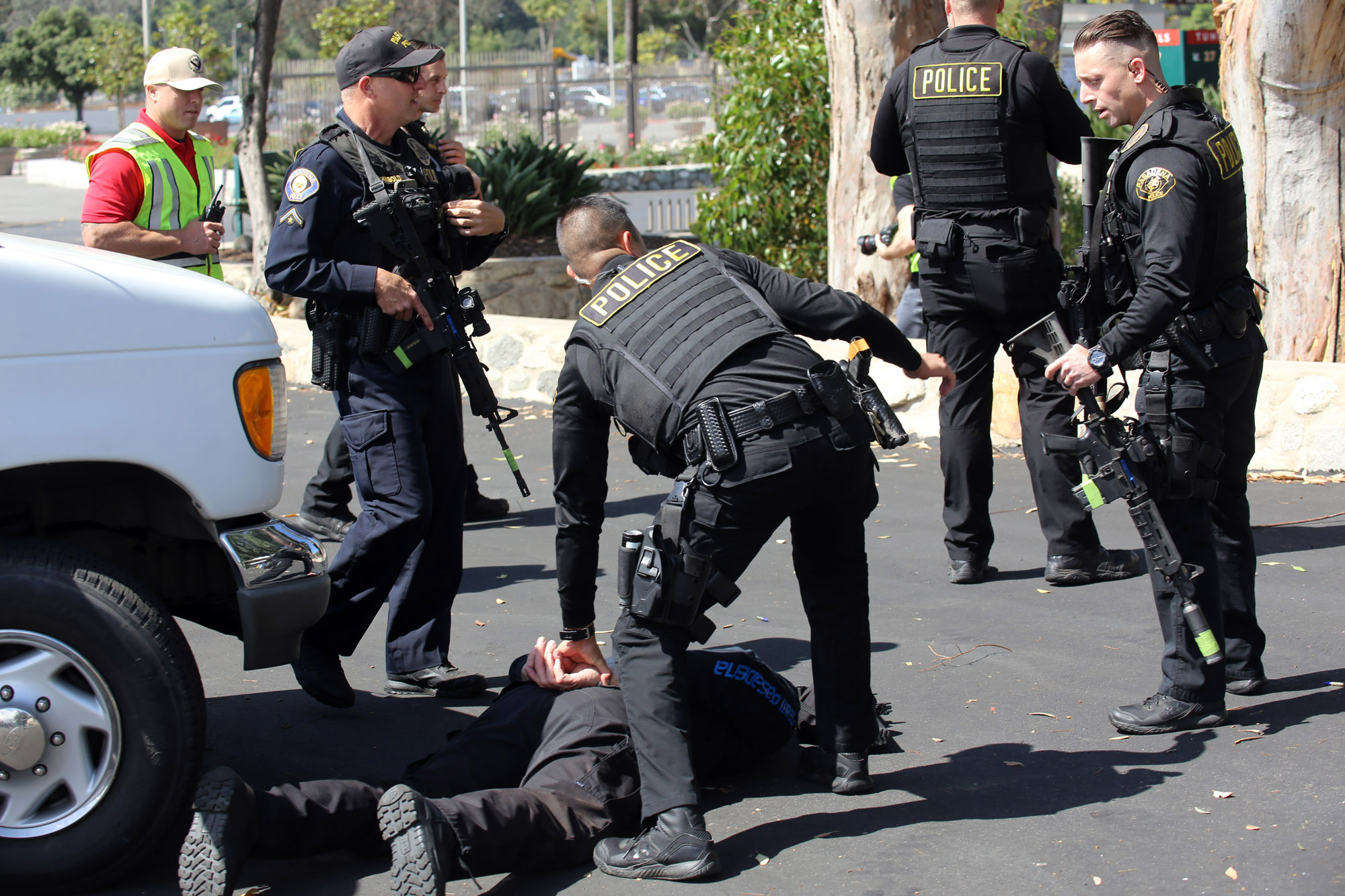 Pasadena Police Department holds active shooter training at Rose Bowl ...